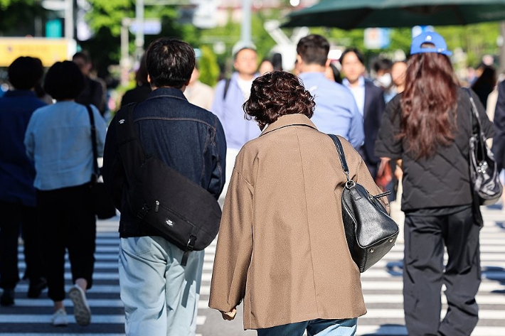 내일 아침엔 쌀쌀, 낮기온 17~23도 포근…금요일 전국에 비 소식