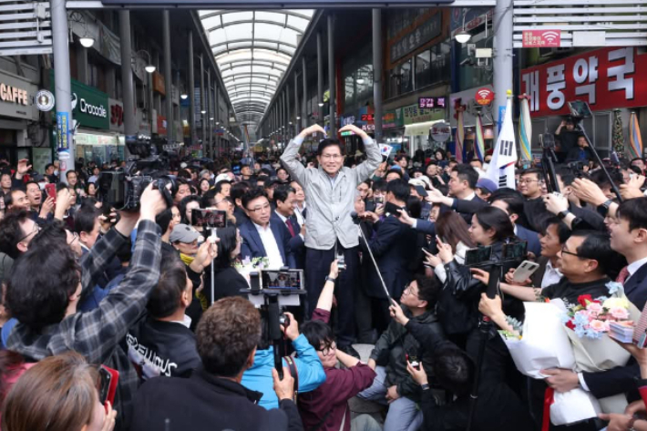 김문수 국민의힘 대선후보, 황금연휴 영덕·포항·경주 민생 탐방
