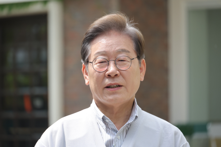 [속보]이재명, 파기환송심 연기에 "헌법따른 합당한 결정"
