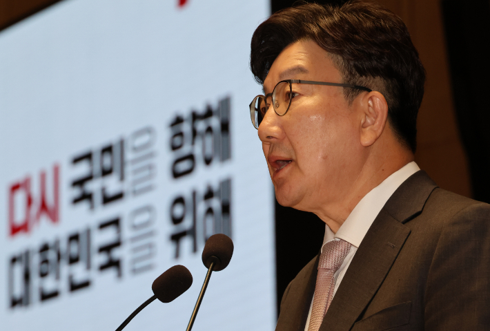 [속보]권성동, 오늘부터 단식 돌입…김문수에 단일화 촉구