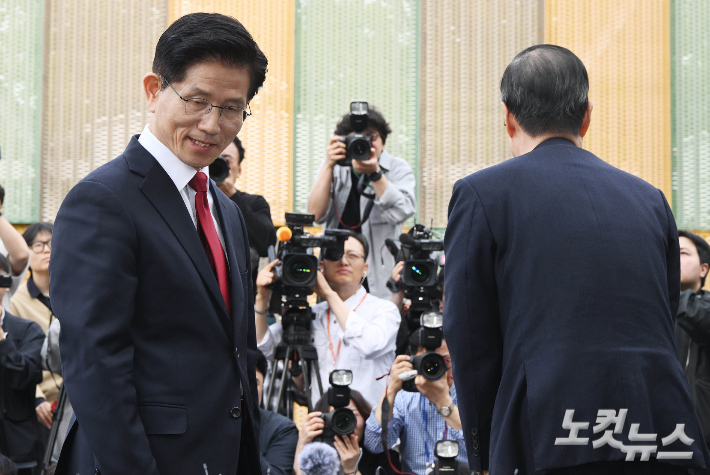金-韓, 2차 단일화 회동 성과 없이 종료…입장차만 확인[영상]