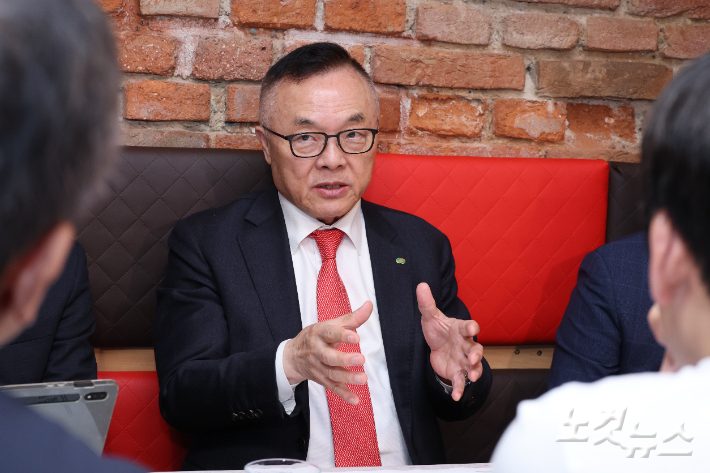 한수원 사장 "늦어지는 것일 뿐, 잘 될 것…준비 다 마쳐"