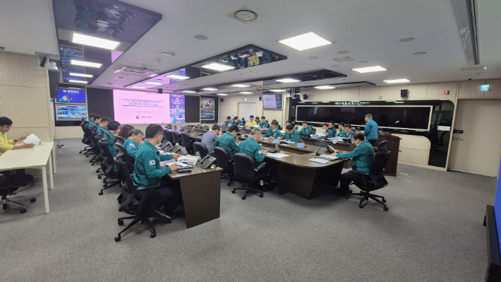 여름철 사전대비 점검 3차 TF회의. 경남도청 제공 