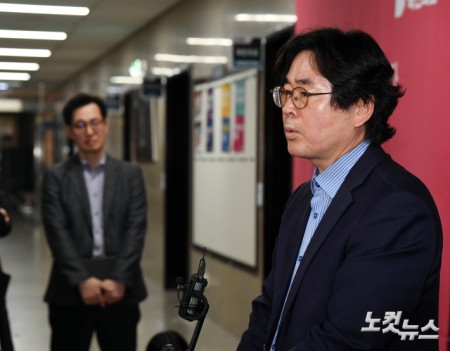 단일화 협상 입장 밝히는 한덕수 측 윤기찬 정책대변인
