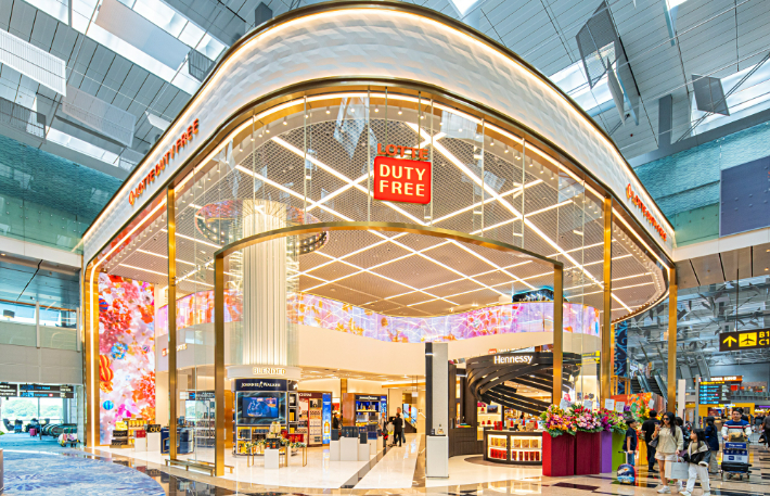 싱가포르 창이공항점 매장 전경. 롯데면세점 제공