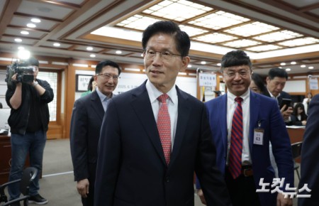 대선후보 등록 마친 김문수