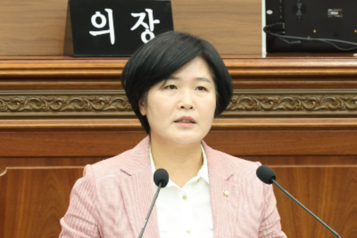 이정희 창원시의원. 창원시의회 제공 