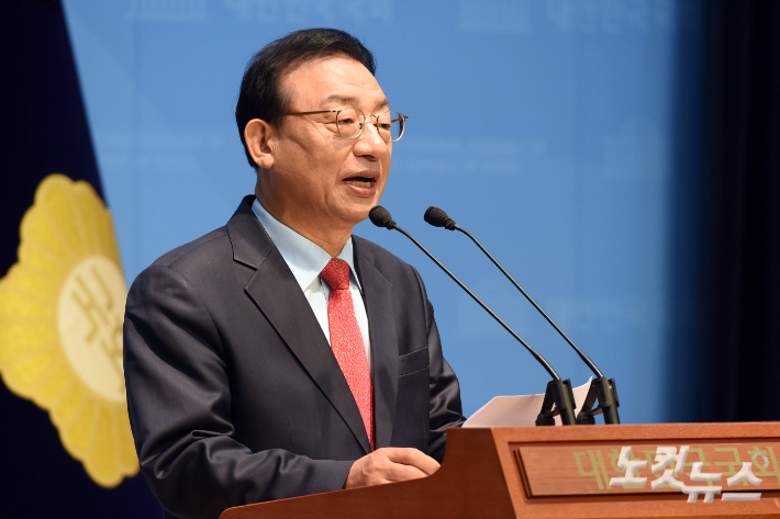 한덕수 전 국무총리 캠프에서 수석대변인을 맡았던 이정현 전 의원. 윤창원 기자