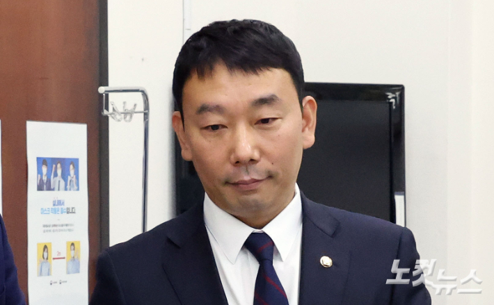 민주당, '법 왜곡 판·검사 처벌법' 발의…최대 징역 10년