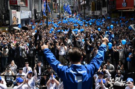 부산 서면 유세 나선 이재명 후보