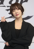 배우 황정음 수십억 횡령 드러나…첫 재판서 혐의 인정