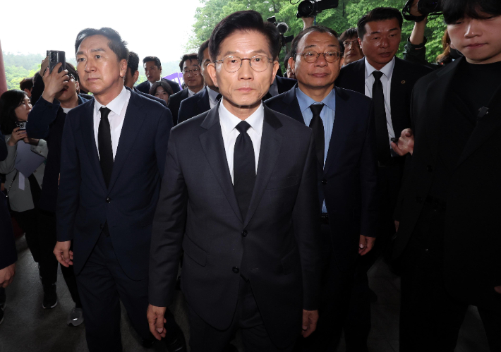 [속보]김문수 "尹 탈당 사전 조율 없었다"