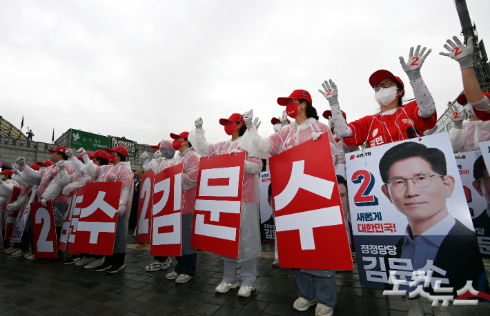 윤창원 기자