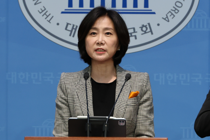 민주당 문 두드리는 허은아…너무 커져버린 빅텐트?