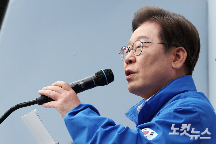 [속보]이재명, 배우자 토론 제안에 "신성한 주권행사…장난 안돼"