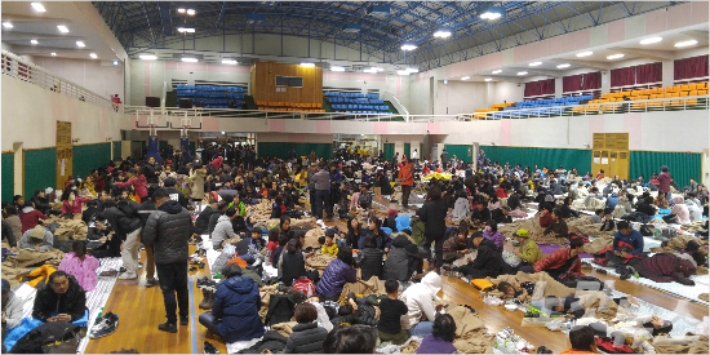 포항지진 당시 이재민들. 김대기 기자