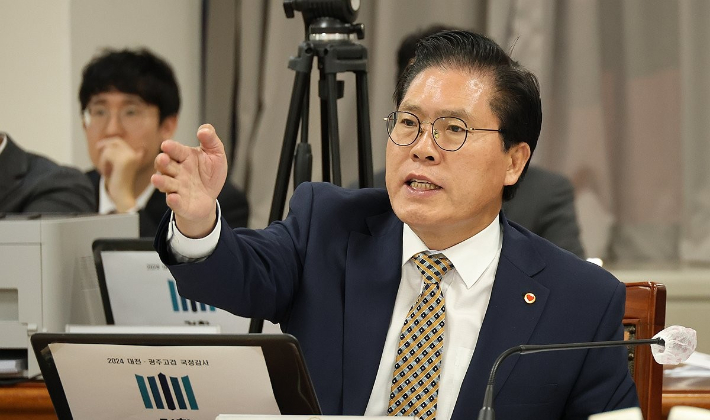 김문수 선대위, 친한계 송석준 합류…이용구 前중앙대 총장도 영입