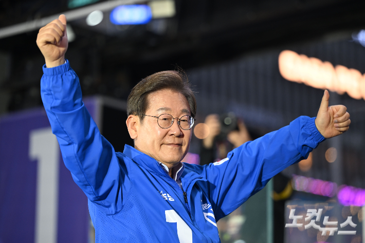 김종인의 예언 "이재명 50% 넘을 것…이준석 10% 넘으면 성공"