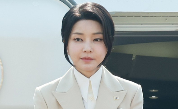 도이치 재수사팀, 김건희 여사 휴대전화 확보…강제수사 속도