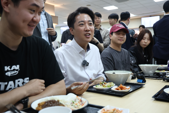 이준석 "지지율 10%대 나오기 시작…단일화 묻지 말라"