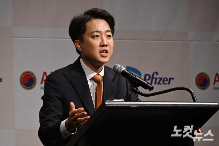[속보]이준석 "단일화 없다"…대선 완주 거듭 공식화