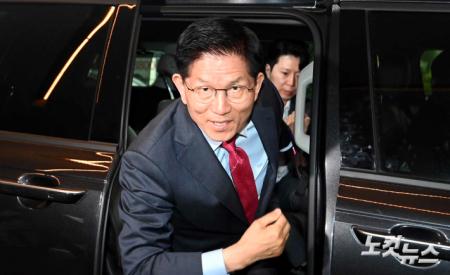 김문수 후보 조찬기도회 참석