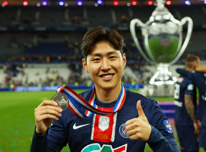 PSG, 프랑스컵 2연패 통산 16번째 우승…이강인은 결장