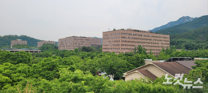 경기 과천시에 있는 정부과천청사 일대 모습. 박창주 기자