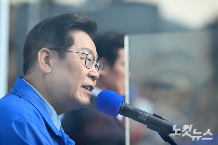 이재명 "희귀∙중증난치질환 치료비 부담 점진적 인하"
