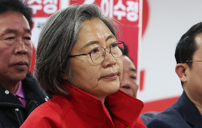 "이재명 子 군대 면제" 이수정 또 SNS 논란…선관위 답변은?[오목조목]