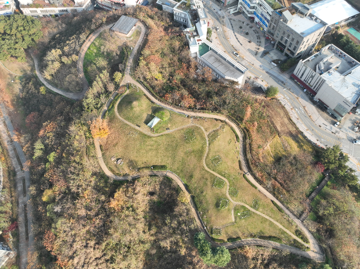 한솔동 고분군 전경. 세종시 제공