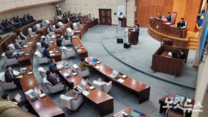 군산시의회 임시회 본회의 모습. 도상진 기자