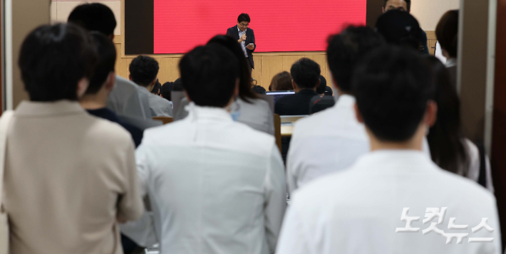 전공의 추가모집 끝…'마감 연장'에도 대규모 복귀 없어