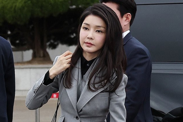'건진 게이트' 6천만원 목걸이 행방 쫓는 검찰…그라프 매장 압수수색