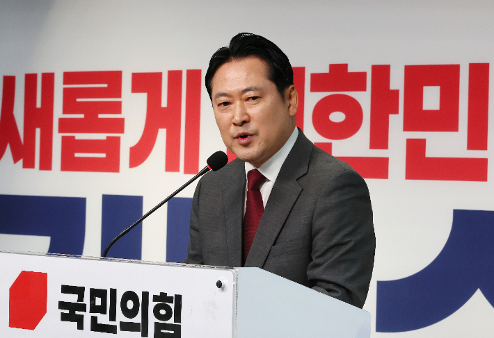 [속보]장동혁 "로저스 '李 지지'는 대국민 사기"…사퇴 촉구
