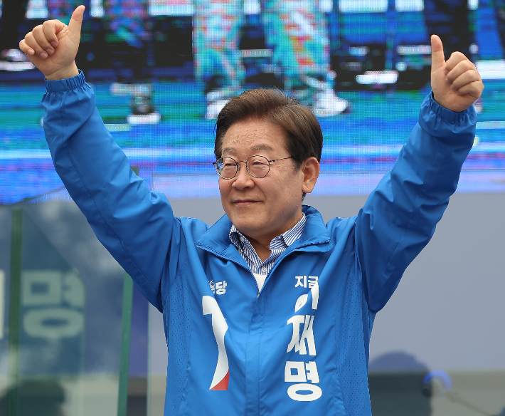 대선 전날까지 '경제 강조'…이재명 "트럼프? 필요하면 가랑이라도"