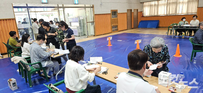 투표소 현장. 임성민 기자