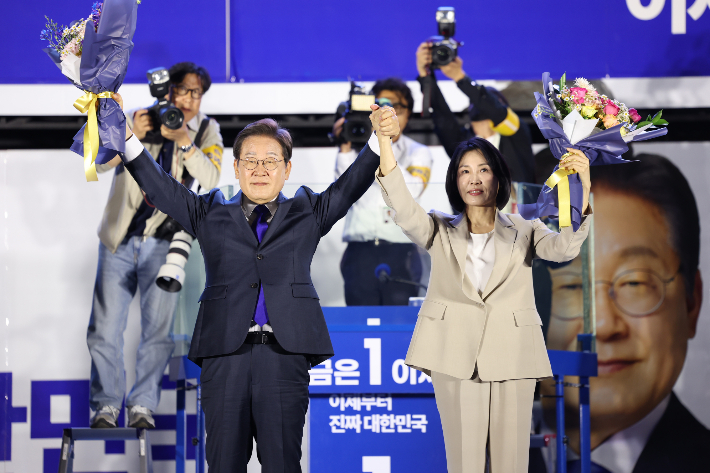 [속보]이재명 "두 번째 사명 '경제 살리기'…고통스런 삶에서 회복"