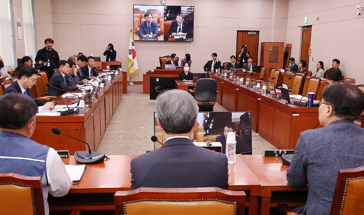 [속보]'대법관 증원' 법원조직법 개정안, 법사위 소위 통과