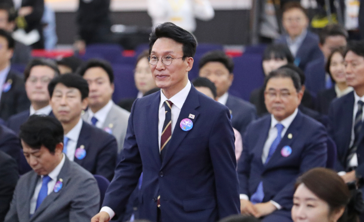 김민석 '일인지하'까지…18년 암흑기 겪고 '화려한 부활'