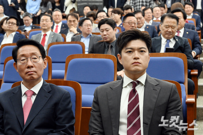 김용태·김재섭, '3특검법 부결'에 반대했지만 기존 당론 유지