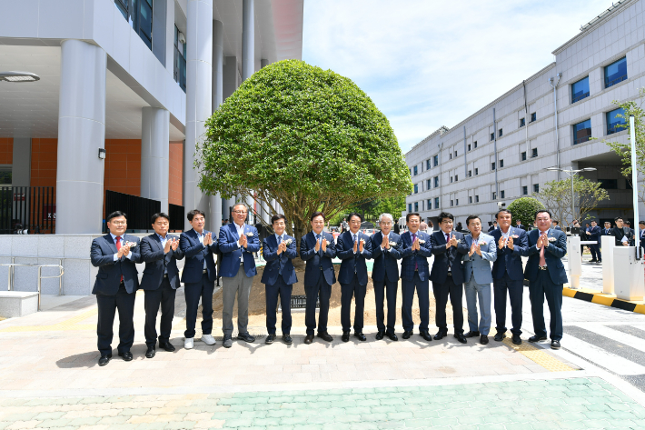 의원회관 개청식. 경남도의회 제공 