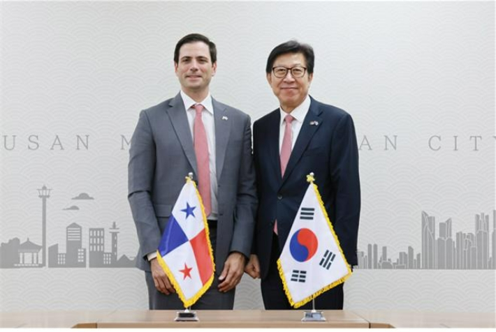 박형준 부산시장, 주한 파나마 대사 접견…협력 강화 논의