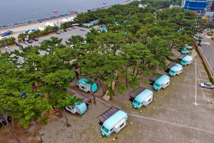 경주시 감포읍 오류고아라 해변에 위치한 오류캠핑장. 경주시 제공