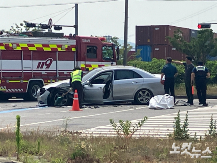 사고로 파손된 차량 모습. 독자제공 