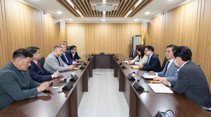 WA 장애인펜싱 세계선수권대회 실사단이 익산시 경기장을 방문했다. 익산시 제공