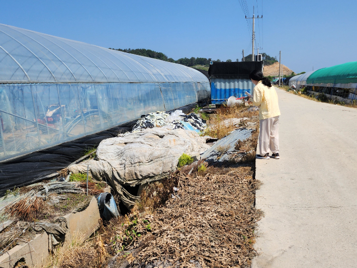 익산시가 폭우로 인한 피해에 대비해 영농폐기물 정비에 나섰다. 익산시 제공