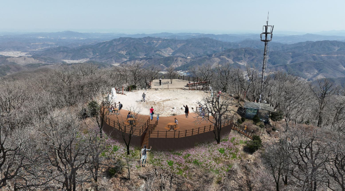 광덕산 정상 전망데크 예상 조감도. 아산시 제공