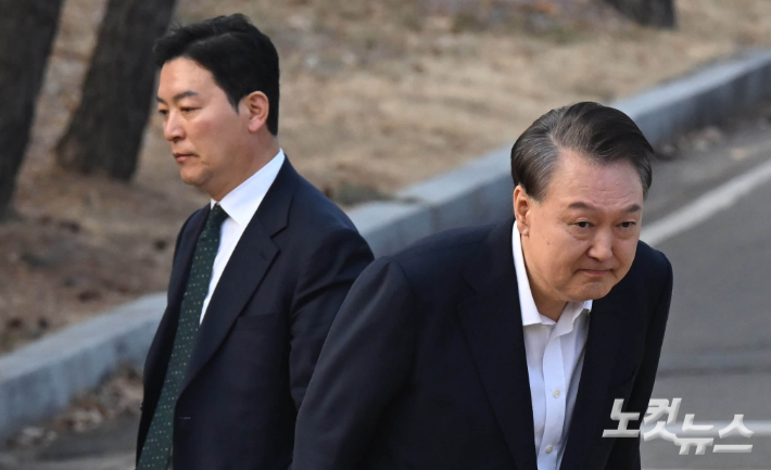 "대통령 지시여도 못 해"…경찰, '비화폰 삭제 지시'에 경호처 반발 확인