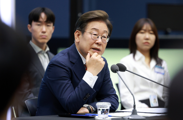 李대통령 "주가조작 등 엄벌…5천 시대 열자"
